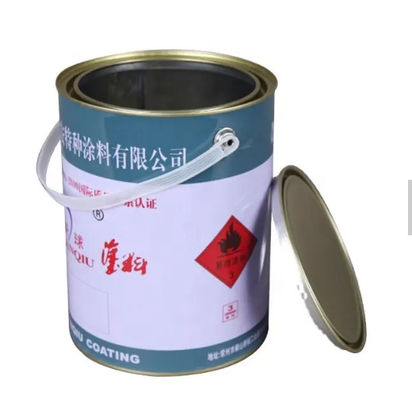 塗料 の 貯蔵 に 用い られる 蓋 の プラスチック 柄 を 備えた 5 リッター の 缶詰